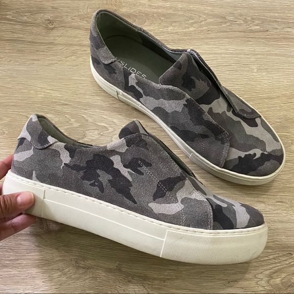 j slides camo
